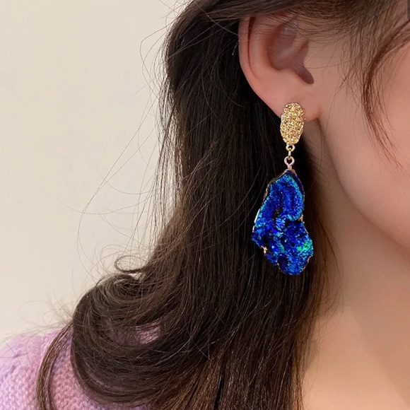 Van Gogh Style Abstract Painting Earrings- 2025 Trend (Simulated Natural Stone) - Picture 3 of 5